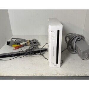 Nintendo Wii RVL-001 White Console With Cords sensor bar bundle tested